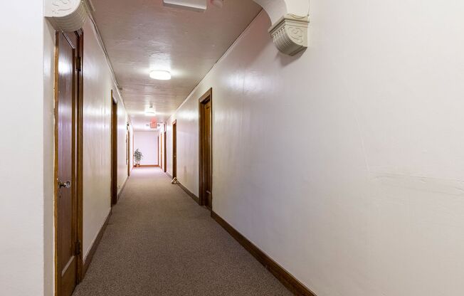 Studio, 1 bath, 282 sqft, $1,225, Unit Mayfair - 37