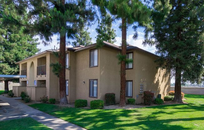 3 beds, 2 baths, $1,750, Unit 243