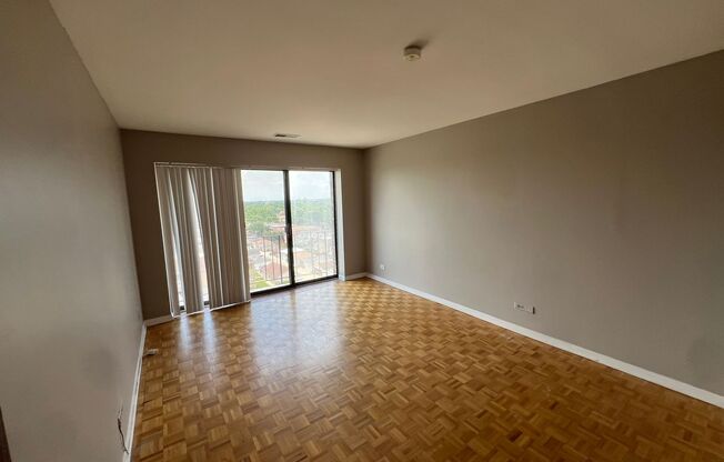 2 beds, 1 bath, 950 sqft, $1,600, Unit 2300#803