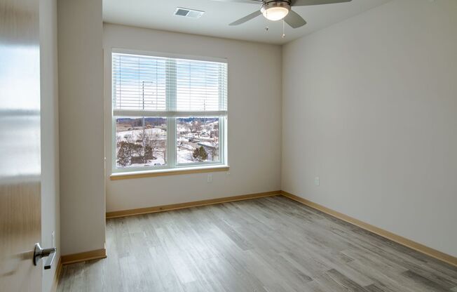 1 bed, 1 bath, 676 sqft, $1,575, Unit 412