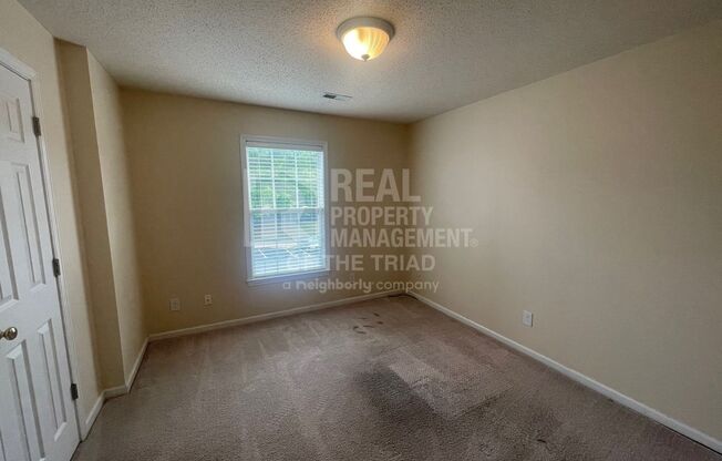 2 beds, 2 baths, $1,295