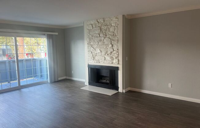 2 beds, 2 baths, 1,200 sqft, $2,670, Unit 152