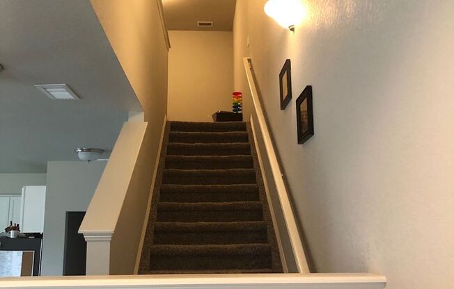 Beautiful 3 bed, 3 bath Townhome in West Windsor!