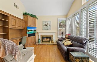 2 beds, 2 baths, $4,995