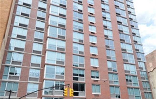 1 bed, 1 bath, 807 sqft, $4,995, Unit 8F