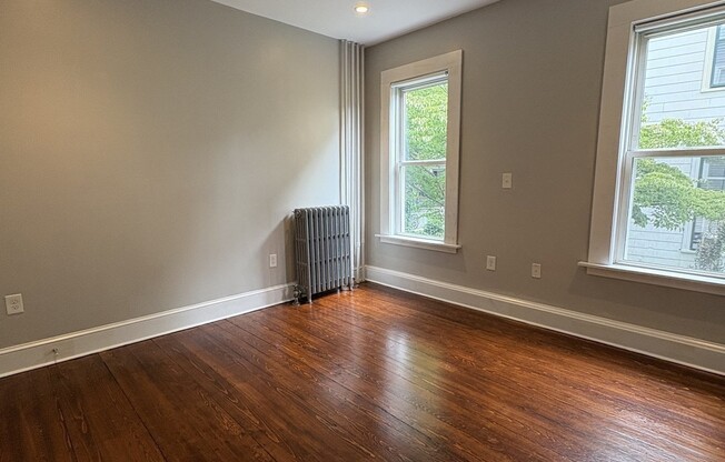 3 beds, 2 baths, 1,372 sqft, $3,700, Unit 1