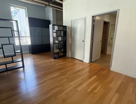 1 bed, 1 bath, 820 sqft, $2,950, Unit 731