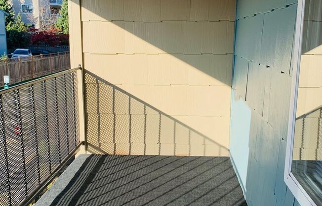 1 bed, 1 bath, 700 sqft, $1,800, Unit 307