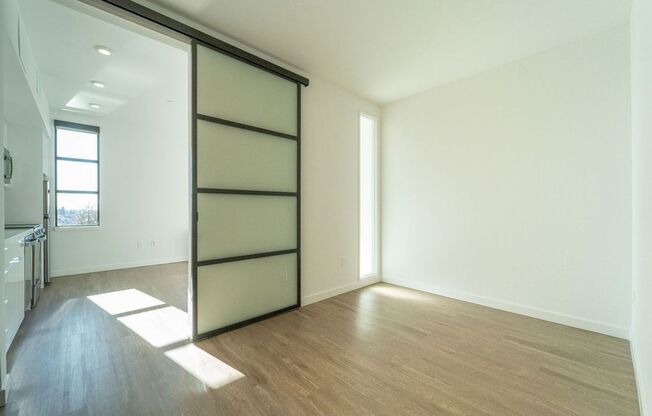 Studio, 1 bath, 437 sqft, $2,701, Unit Studio Plus Fall 2026-2027 [Premium]