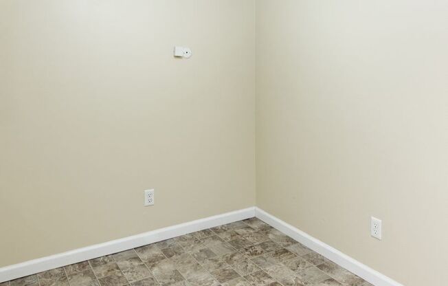 2 beds, 1 bath, 900 sqft, $2,445, Unit 206