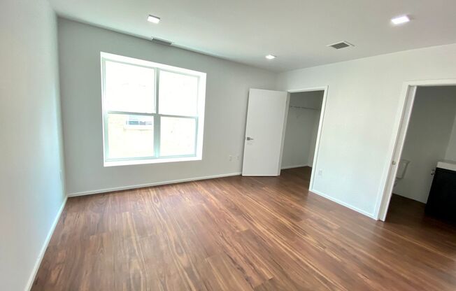 2 beds, 2 baths, 847 sqft, $2,495, Unit 610