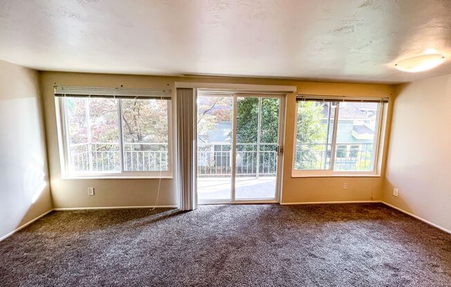 3 beds, 2 baths, 1,390 sqft, $3,095, Unit 401