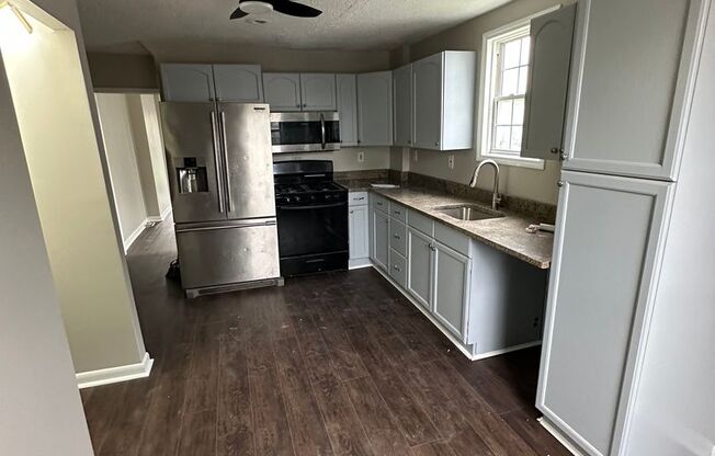 3 Bed, 1 Bath Townhome