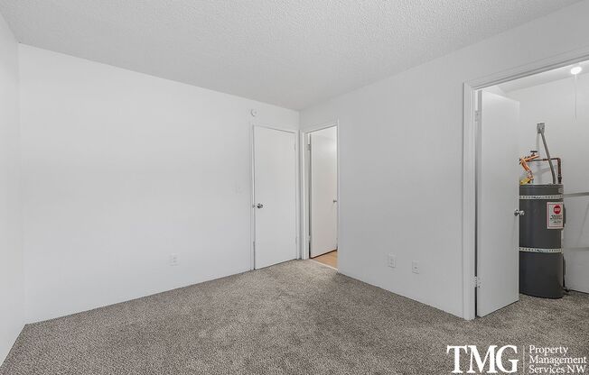 1 bed, 1 bath, 500 sqft, $1,337, Unit 1330-L6