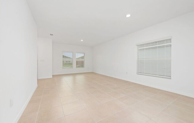 4 Bedroom/2 Bath Home with WaterView in Stepping Stone of Poinciana