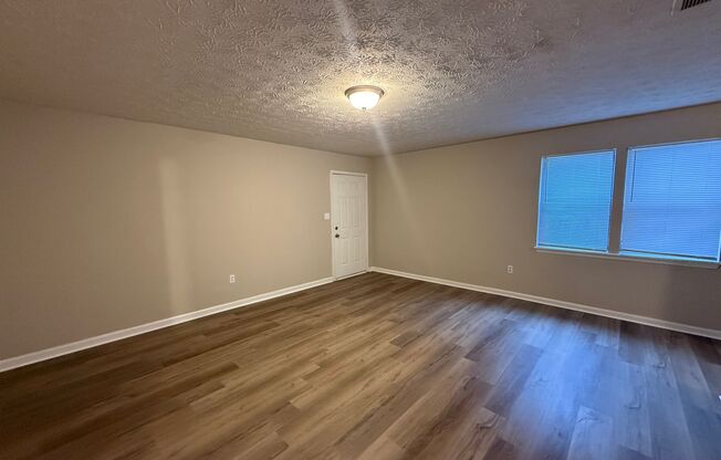 204/206 Michele Dr