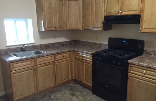 2 beds, 1 bath, $1,000