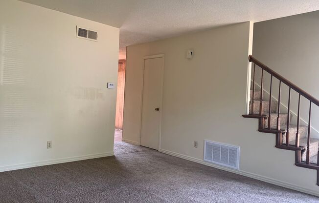 602 W Scenic Dr., North Little Rock AR 72118 - Nice and affordable 2br 1.5ba townhouse