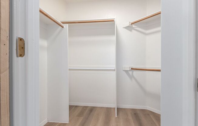 1 bed, 1 bath, $1,250, Unit # 3041