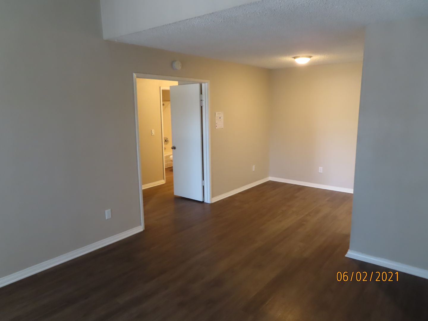 Renovated One Bedroom Condo in Mira Mesa with Two Parking Spaces