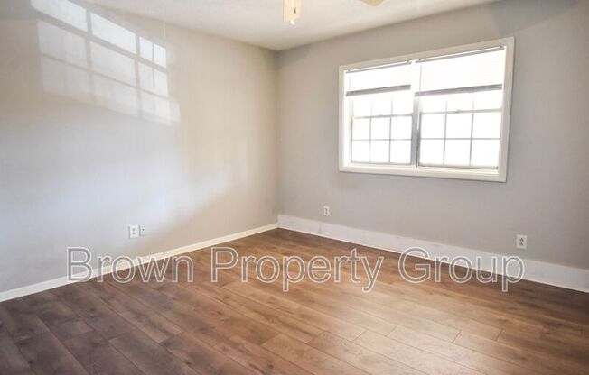 2456 B BRAGG BLVD