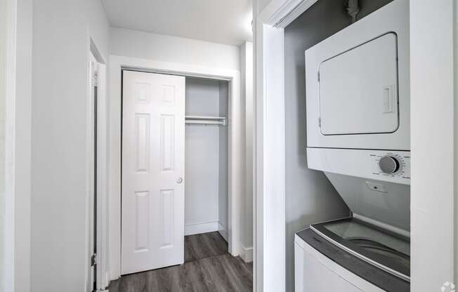 In-unit Washer/Dryer