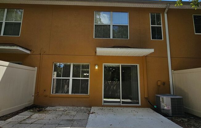 3 beds, 2.5 baths, $2,075