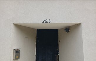 2613 SW 12 ST