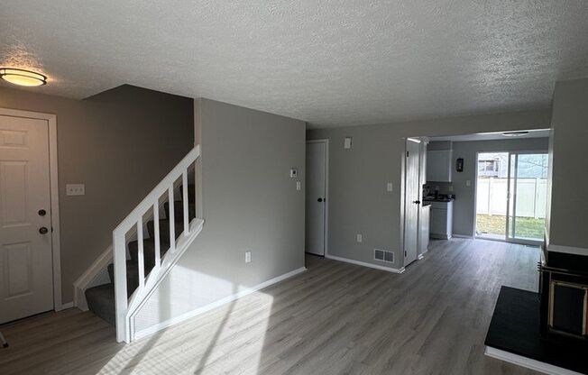 For Rent: 2 BD | 1.5 BTH | Garage | Spacious Backyard
