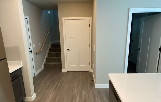 2 beds, 2 baths, 956 sqft, $2,195, Unit 2644-306