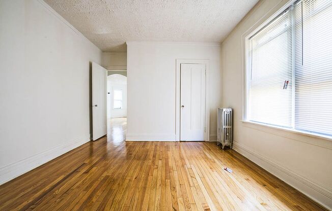 8236 S Maryland