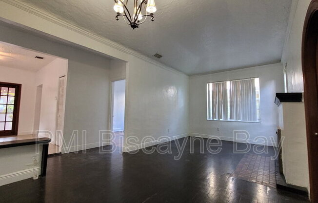 3666 SW 13 TERRACE