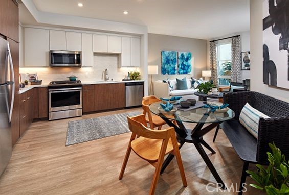 3 beds, 2.5 baths, 1,478 sqft, $4,327, Unit 35104