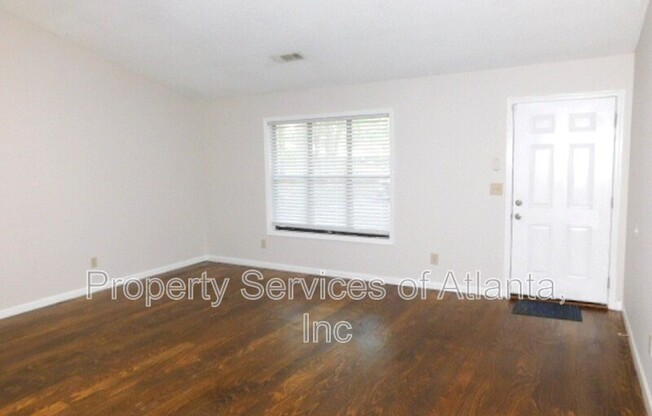 5502 JAMESTOWNE CT