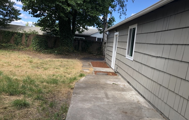 3 beds, 1 bath, $1,795