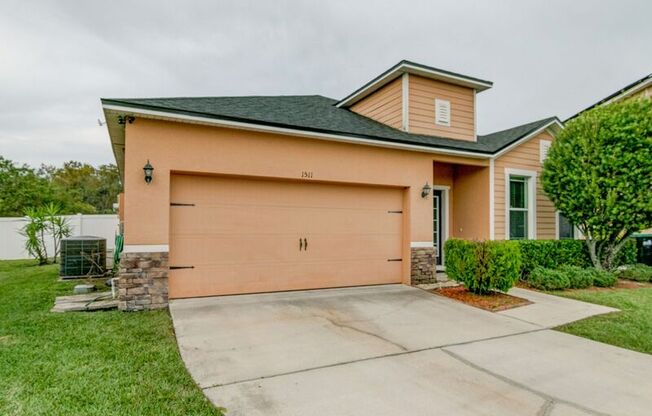 1511 WHITEWATER FLS DR