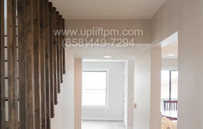Spacious Townhome Just Minutes from the Beach!