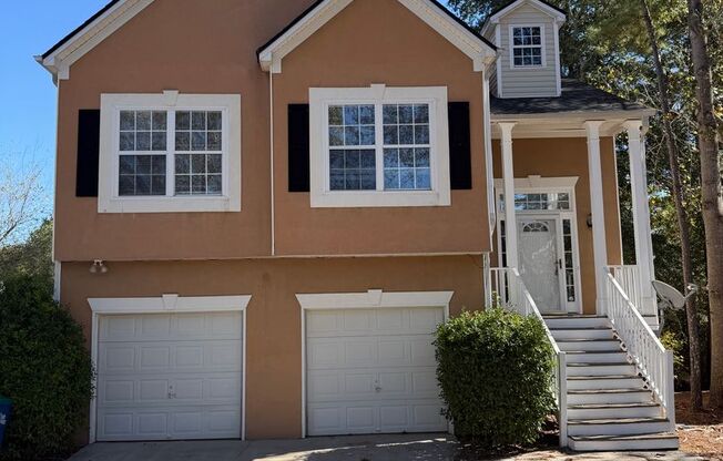 5 Bedroom/3 Full Bedroom New Carpet and Paint