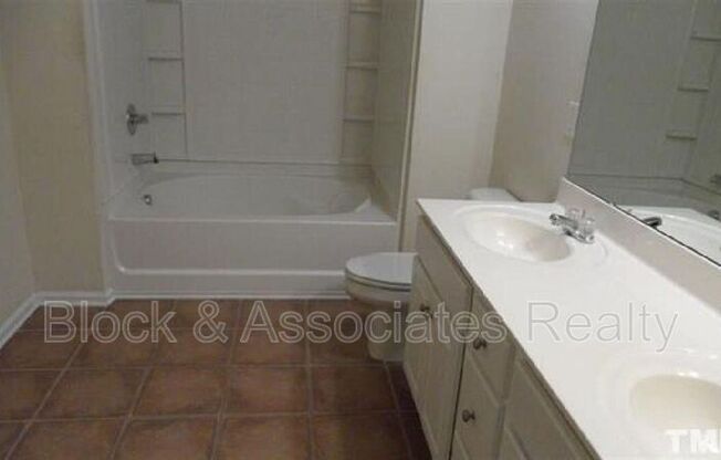 132 LINDEN PARK LN