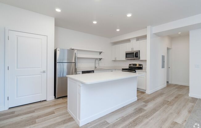 1 bed, 1 bath, 750 sqft, $1,550, Unit D104