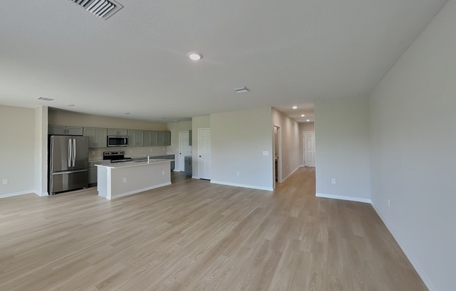 4075 GARDENIA AVE