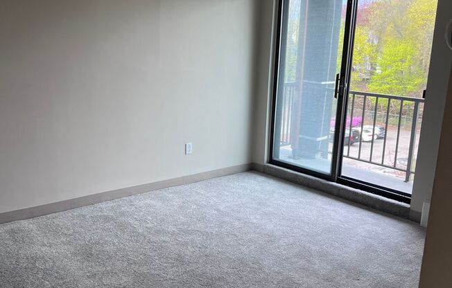1 bed, 1 bath, 610 sqft, $2,200, Unit B201