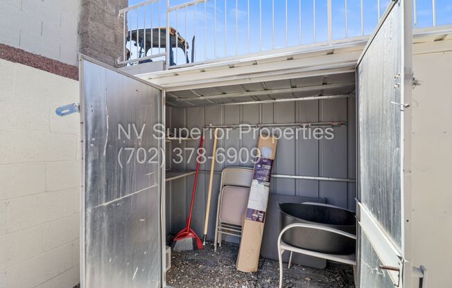 3 beds, 2 baths, $2,000
