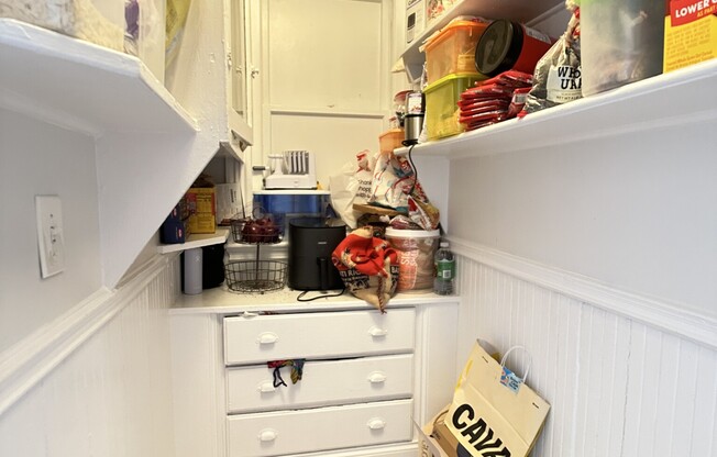 79 Glenville Ave Apt 1