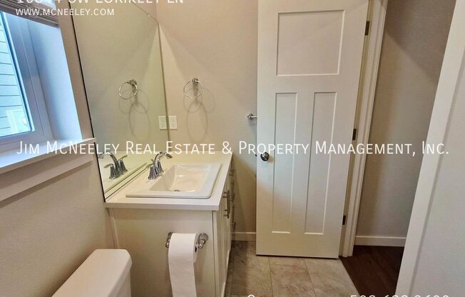 16844 SW LORIKEET LN