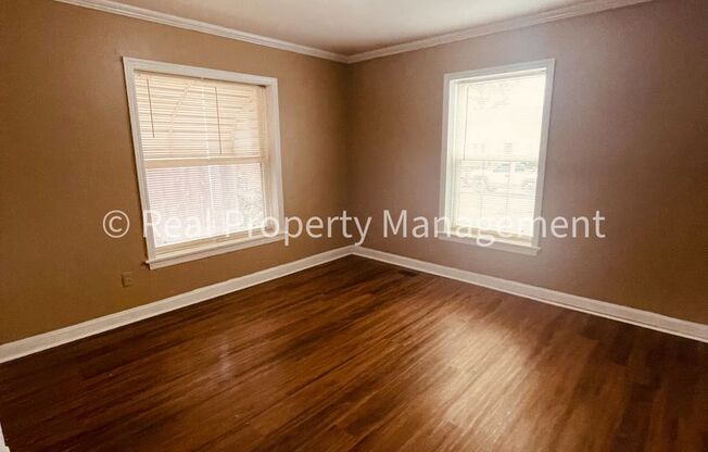 2 beds, 1 bath, $825