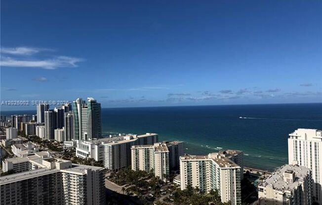 2 beds, 2 baths, $5,000, Unit # T 3509