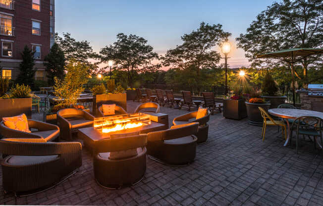 Riverdeck Terrace with Firepit