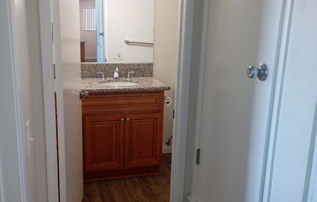 1 bed, 1 bath, 665 sqft, $2,100, Unit 244