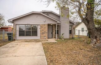 3 beds, 2 baths, $1,399